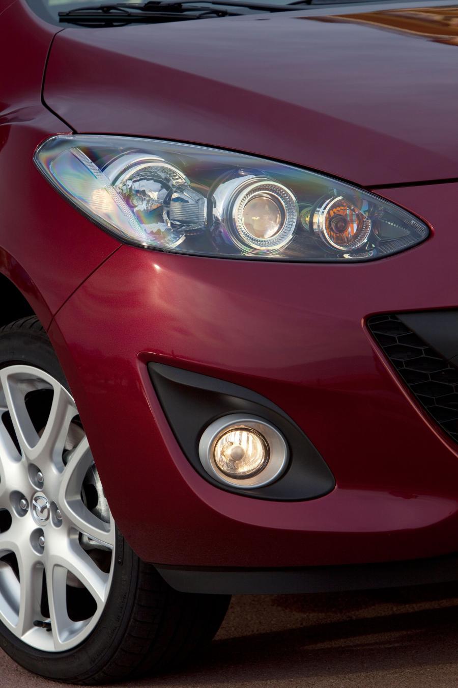  Mazda2 3-Door 2011 года  (фото 20 из 40)